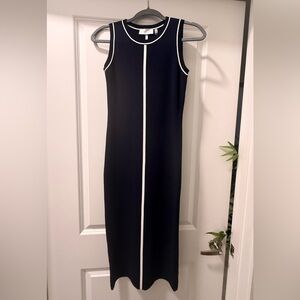 Elie Tahari
The Adrianna Piped Sweater Midi-Dress